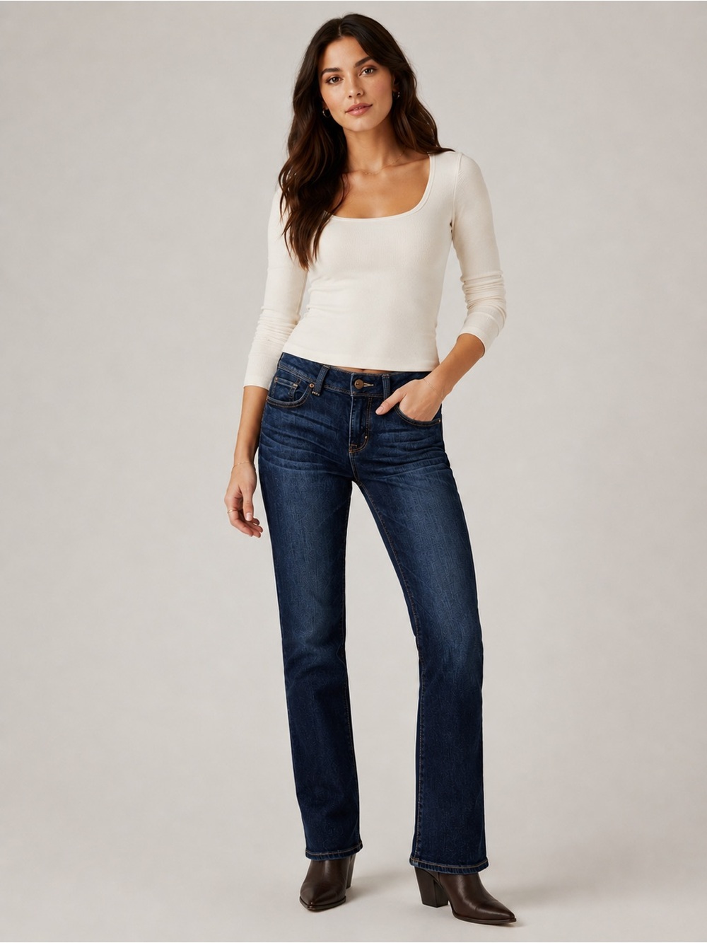 American Eagle AE Women's Slim Boot Low Rise Dark Wash Jeans Size 2 Regular‎ Y2K